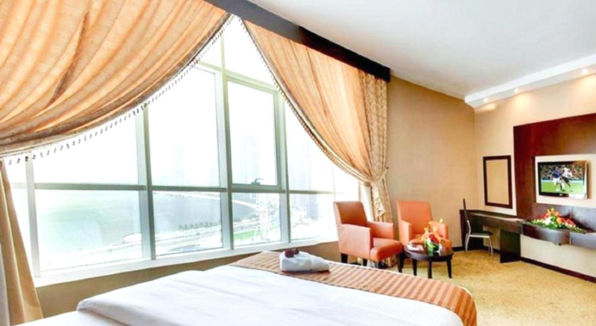 Aryana Hotel Sharjah Exterior foto