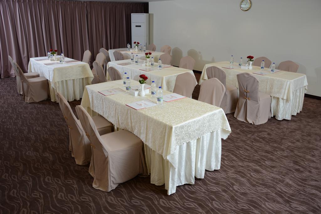 Aryana Hotel Sharjah Exterior foto